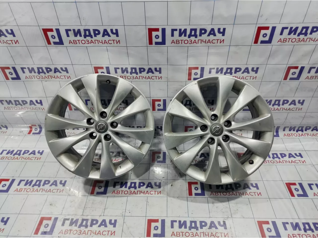 Диск оригинальный литой Opel R18 5*115